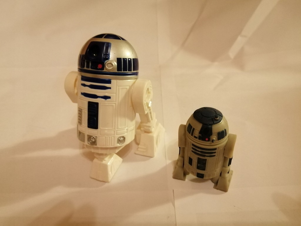 Pendrive R2-D2 + figurka