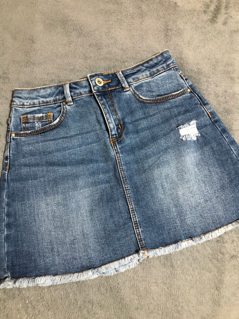 Spódnica jeansowa i spodenki plisowane Zara