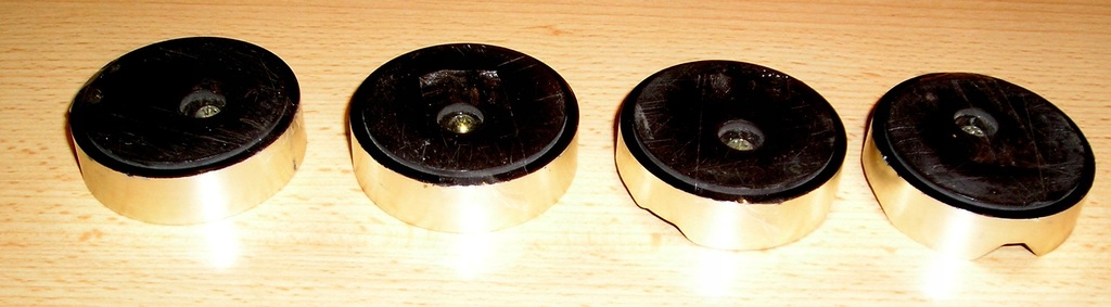 Technics SU V 55A Nóżki stópki wzmacniacza 4 szt