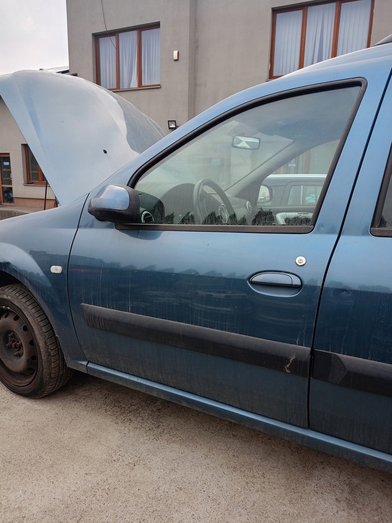DRZWI LEWY PRZÓD DACIA LOGAN 05-12r MCV
