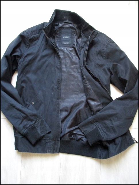 RESERVED kurtka czarna na wiosnę bomberka modn S/M