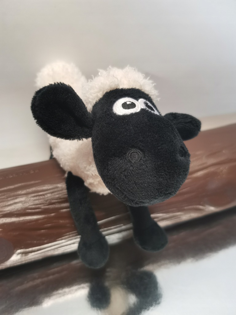 Baranek Shaun The Sheep maskotka owca NICI 22cm