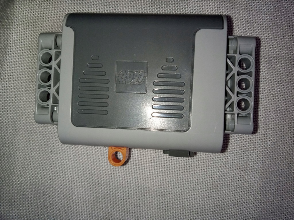 Pojemnik na baterie LEGO 8881 Power Functions