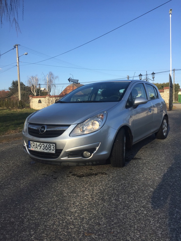 OPEL CORSA D 1.4benz 90 KM 130tyś Kraków