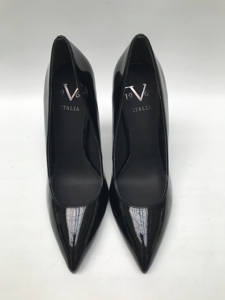 19v69 italia by versace