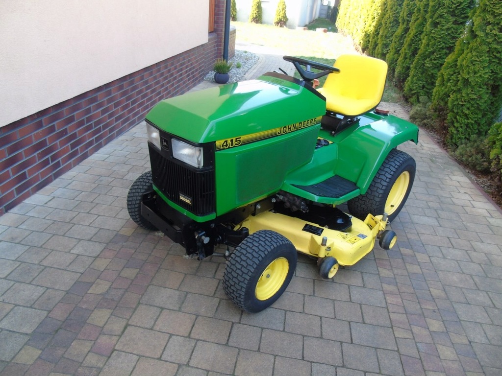 TRAKTOREK KOSIARKA JOHN DEERE 415 DIESEL WOM