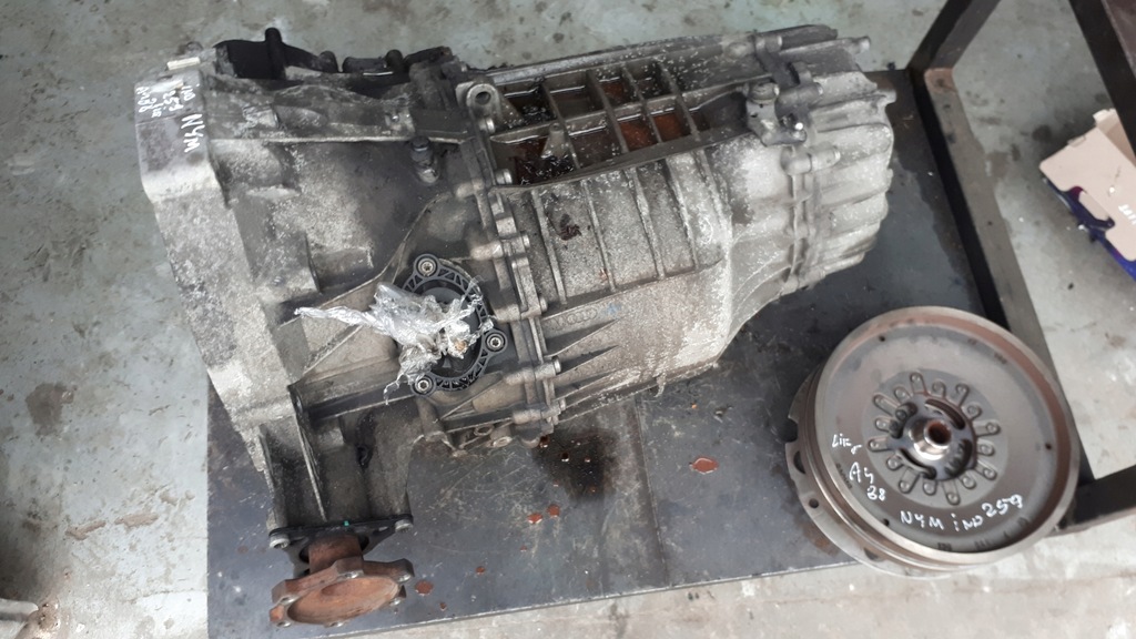 A4 B8 A5 LIFT SKRZYNIA MULTITRONIC NYM 2.0 TDI