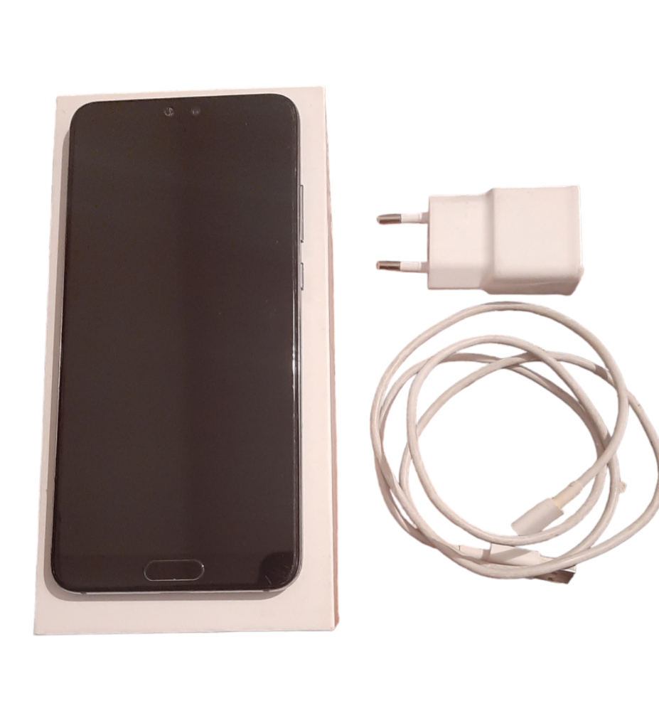Smartfon Huawei P20 4 GB / 128 GB czarny