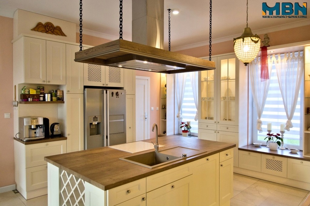 Dom, Gajewo, Giżycko (gm.), 435 m²