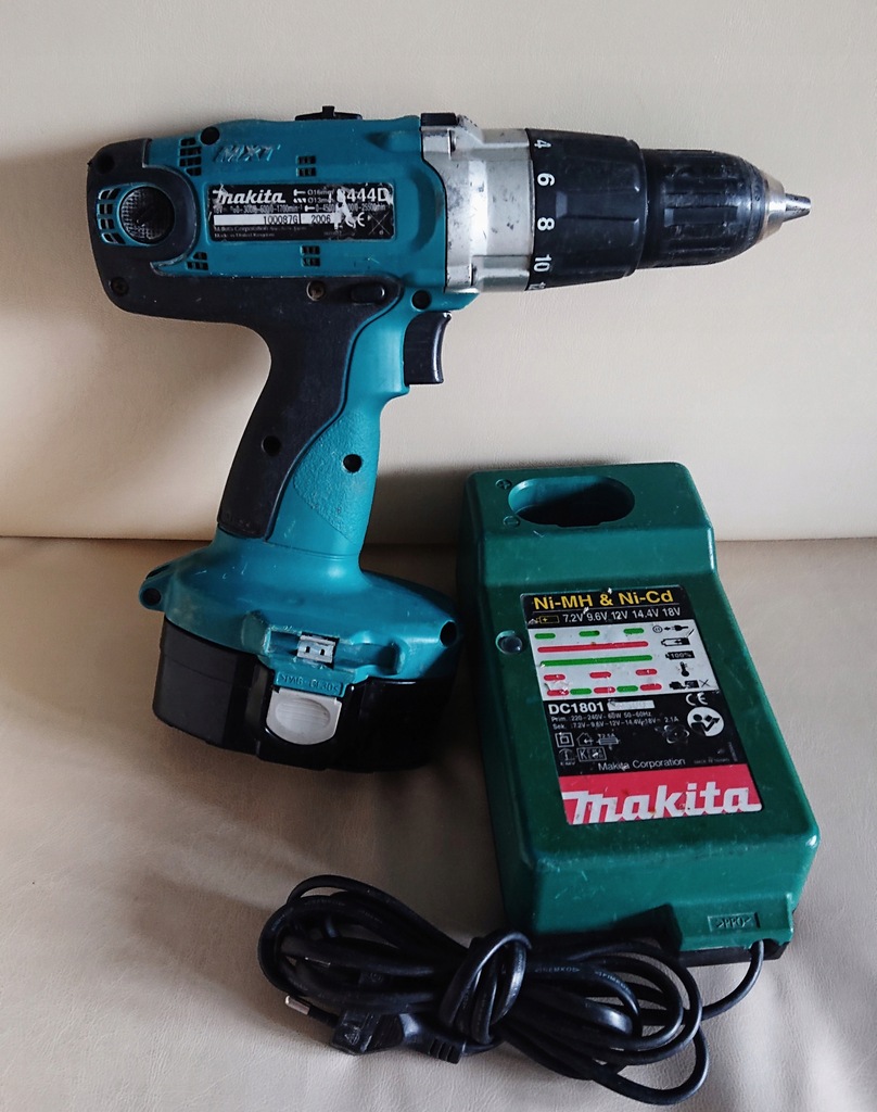 Makita 8444 D 18V plus bateria i ładowarka 8464687107