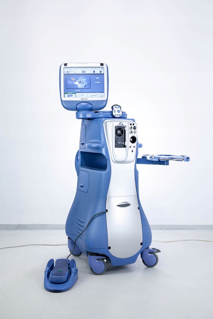 Alcon INFINITI Vision System Fakoemulsyfikator