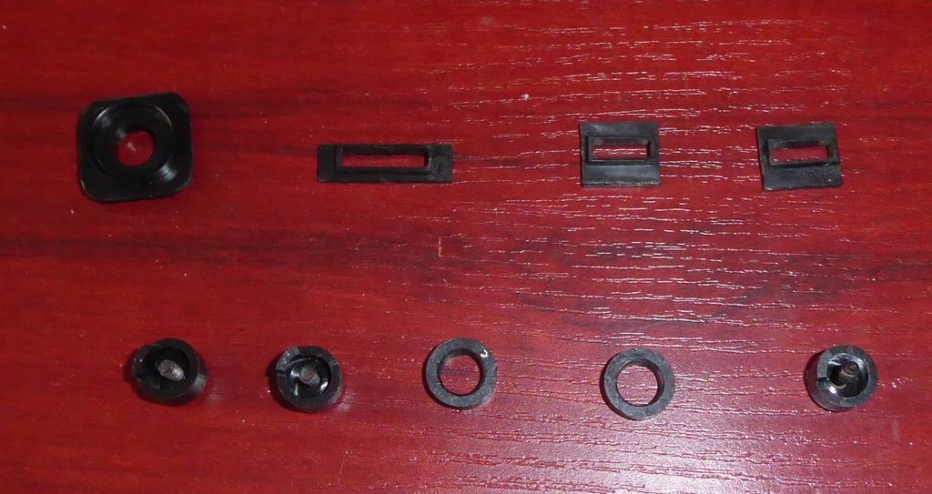 Prowadnice klawiszy panelu czołowego Fonica