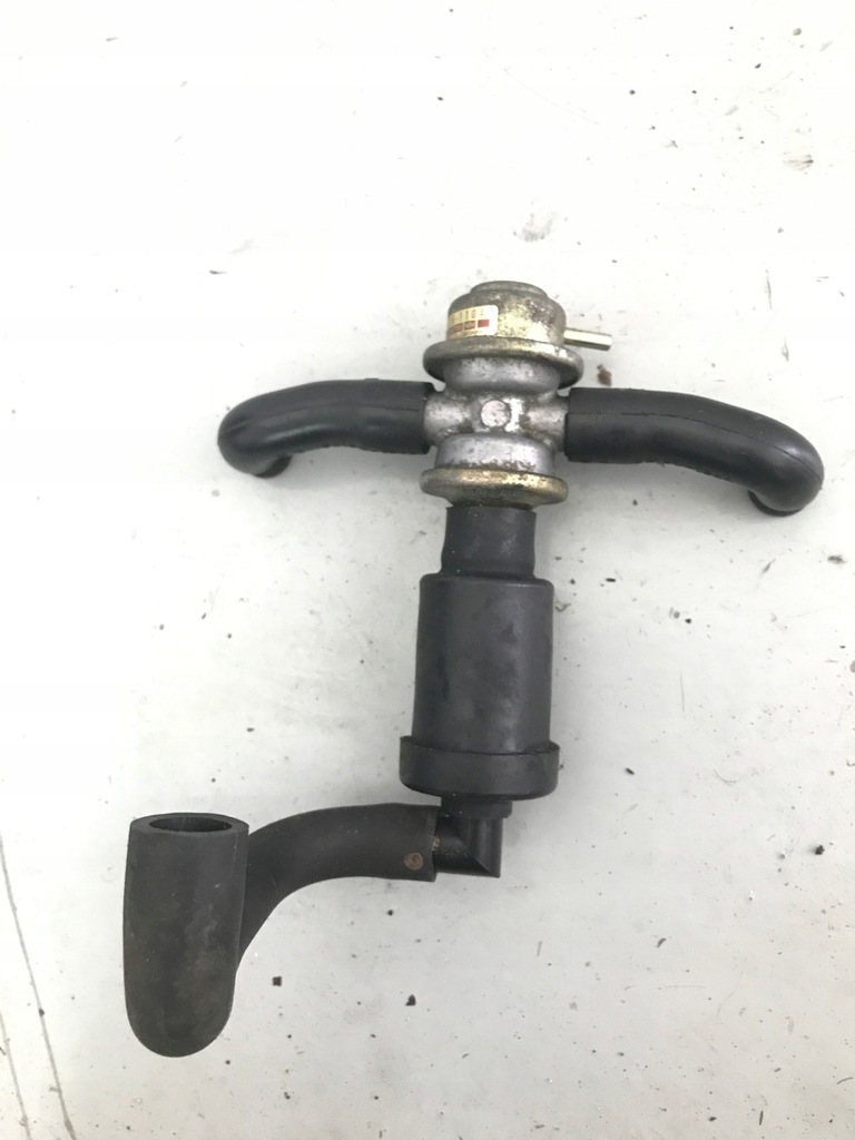 KAWASAKI ZX7R ZX7 R PODCIŚNIENIE ZAWÓR ODMA - 7606610571