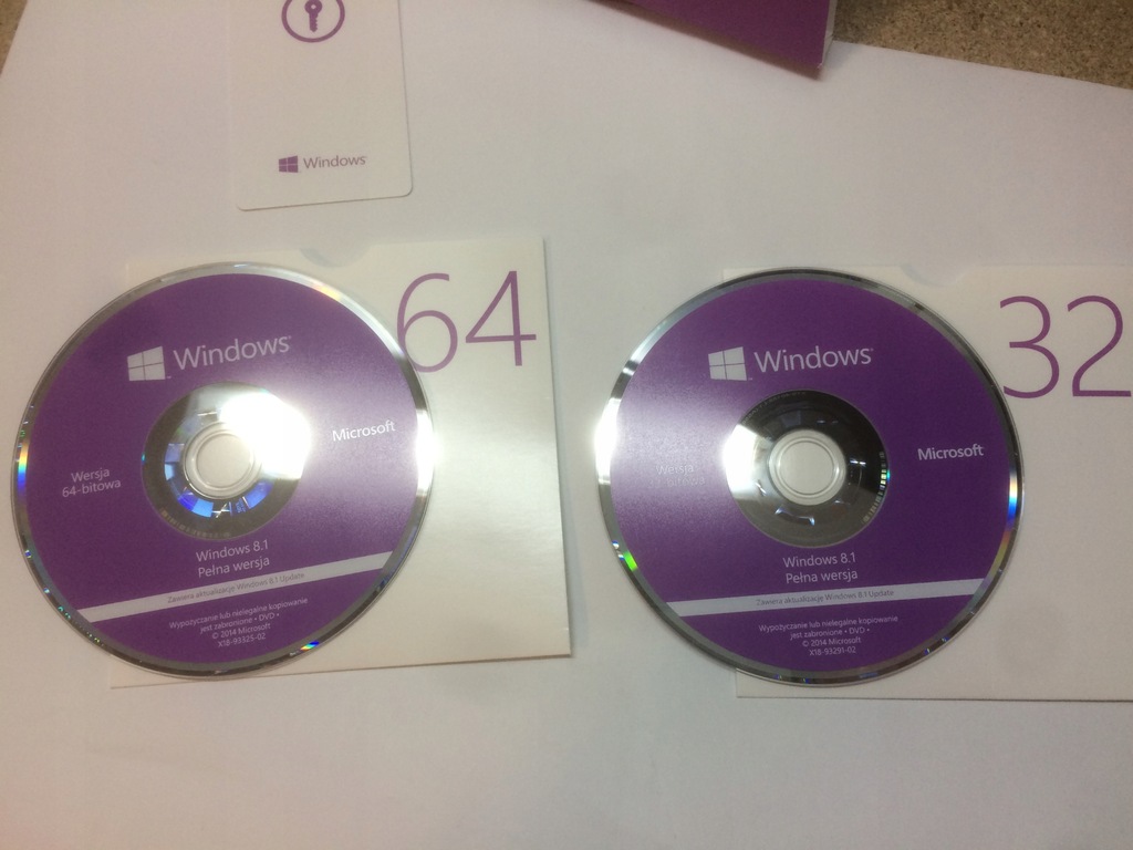 Używany Windows 8.1 BOX 64/32 DVD WN7-00934