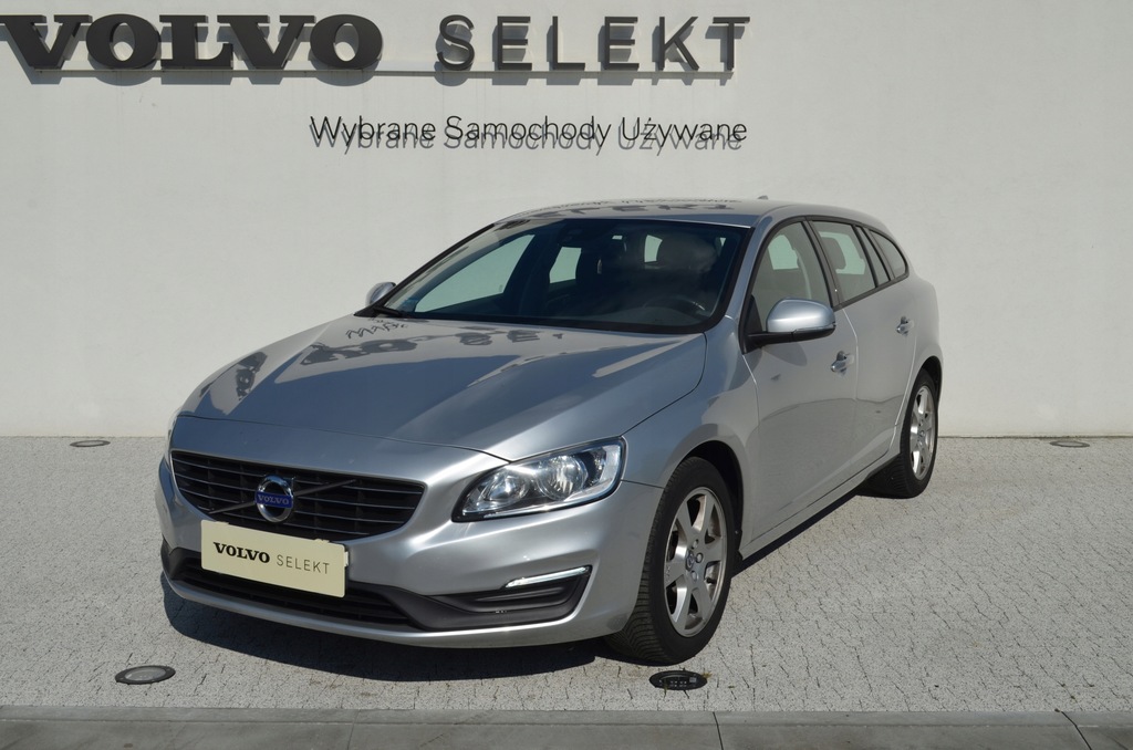 VOLVO V60 D2 2.0 120KM NAVI SERWISOWANY GWARANCJA