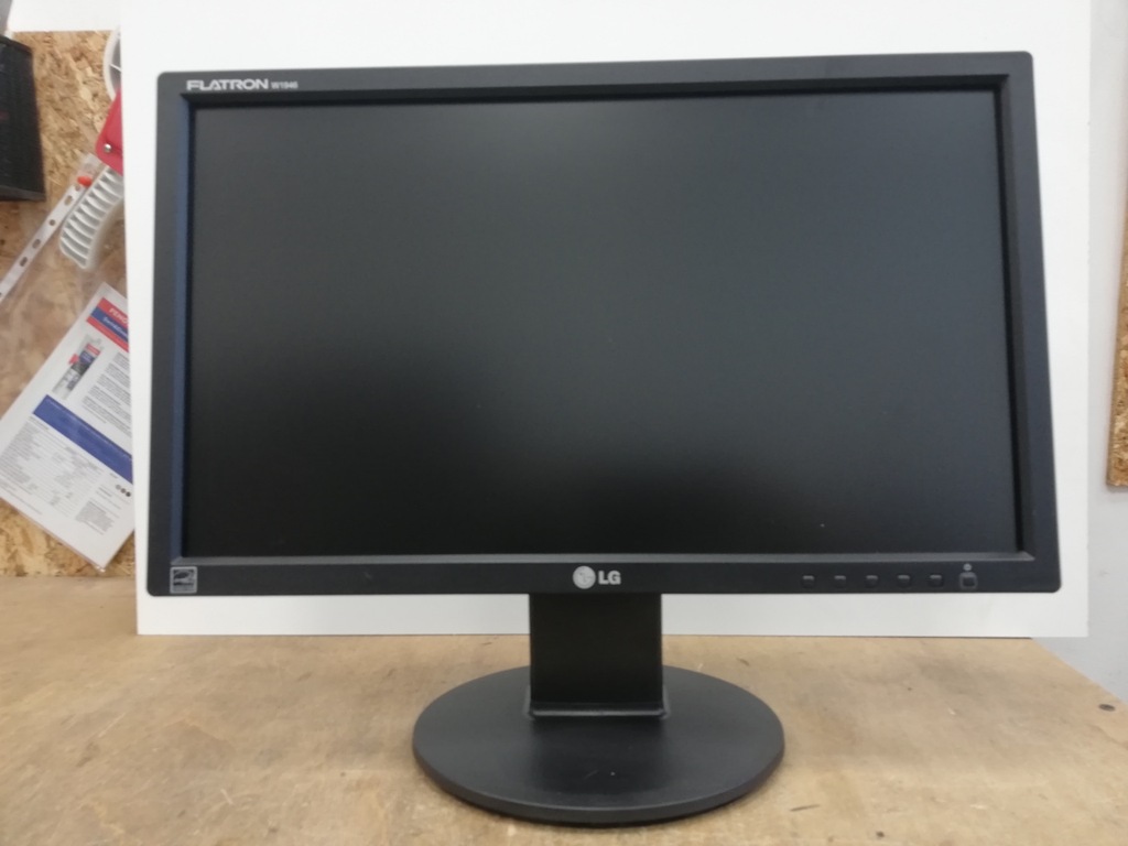 Monitor LG 19"