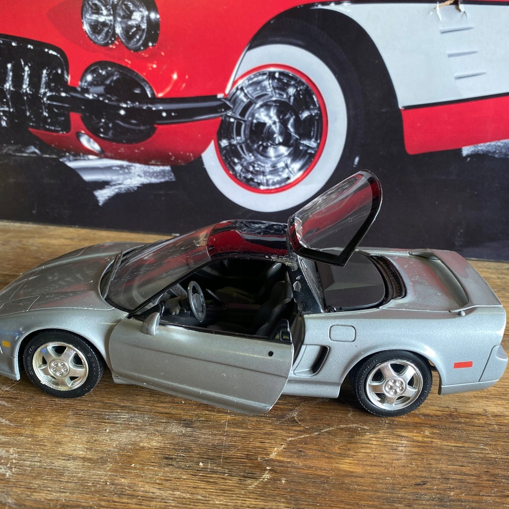 レベル Revell 1/18 Honda NSX ホンダ NSX NA1 レベル Revell 1/18 Honda NSX ホンダ NSX NA1 - メルカリ