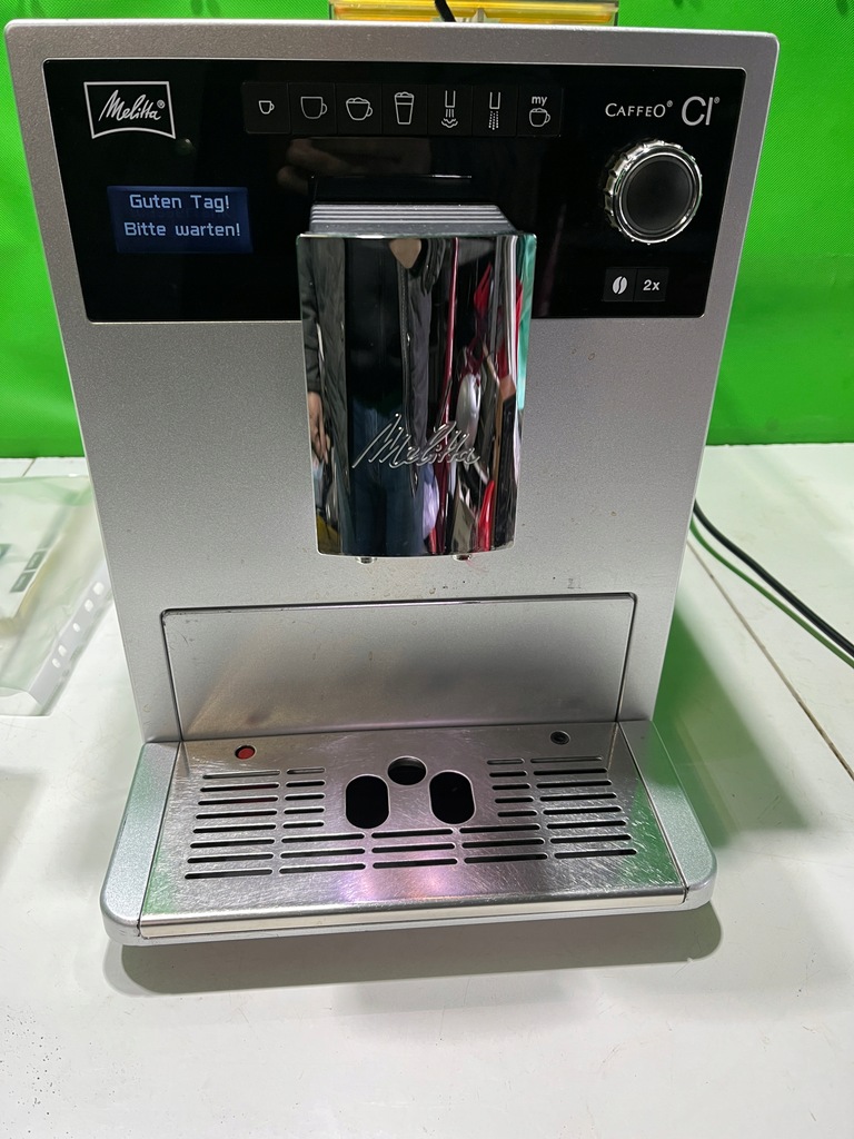 Automatyczny ekspres ciśnieniowy Melitta Caffeo CI