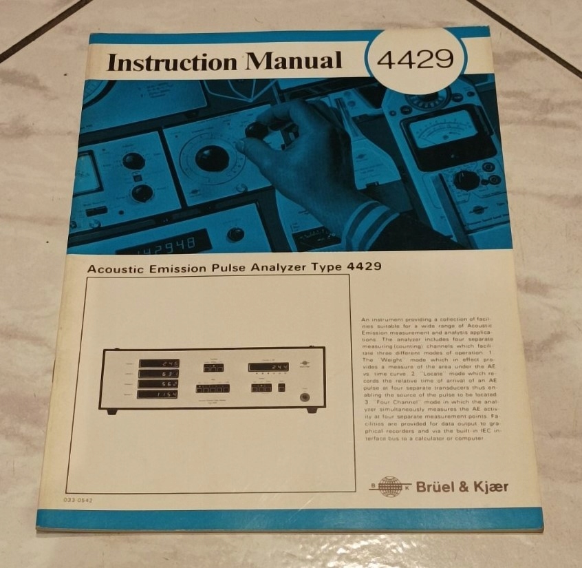 BRUEL & KJAER type 4429 INSTRUCTION MANUAL