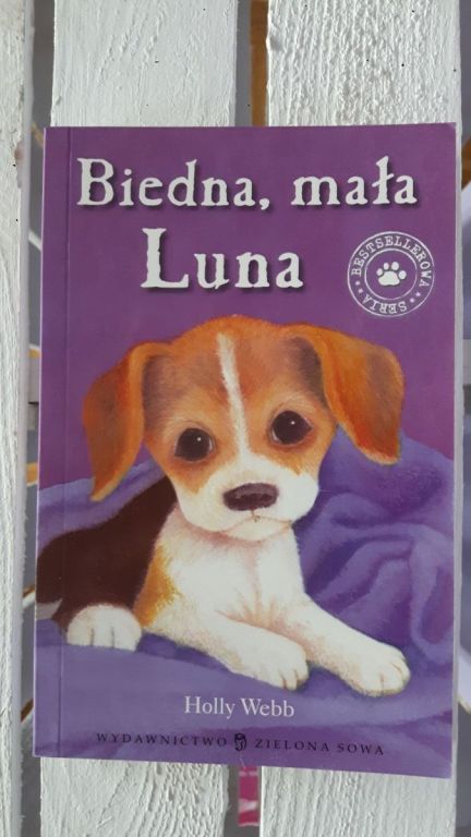 Książka Biedna, mała Luna - Holly Webb idealna