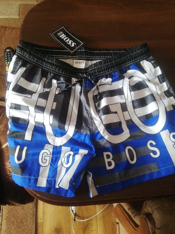 Hugo Boss spodenki