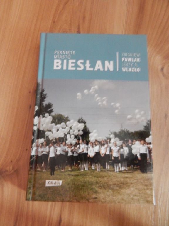 NOWA KSIĄŻKA "PĘKNIĘTE MIASTO. BIESŁAN"