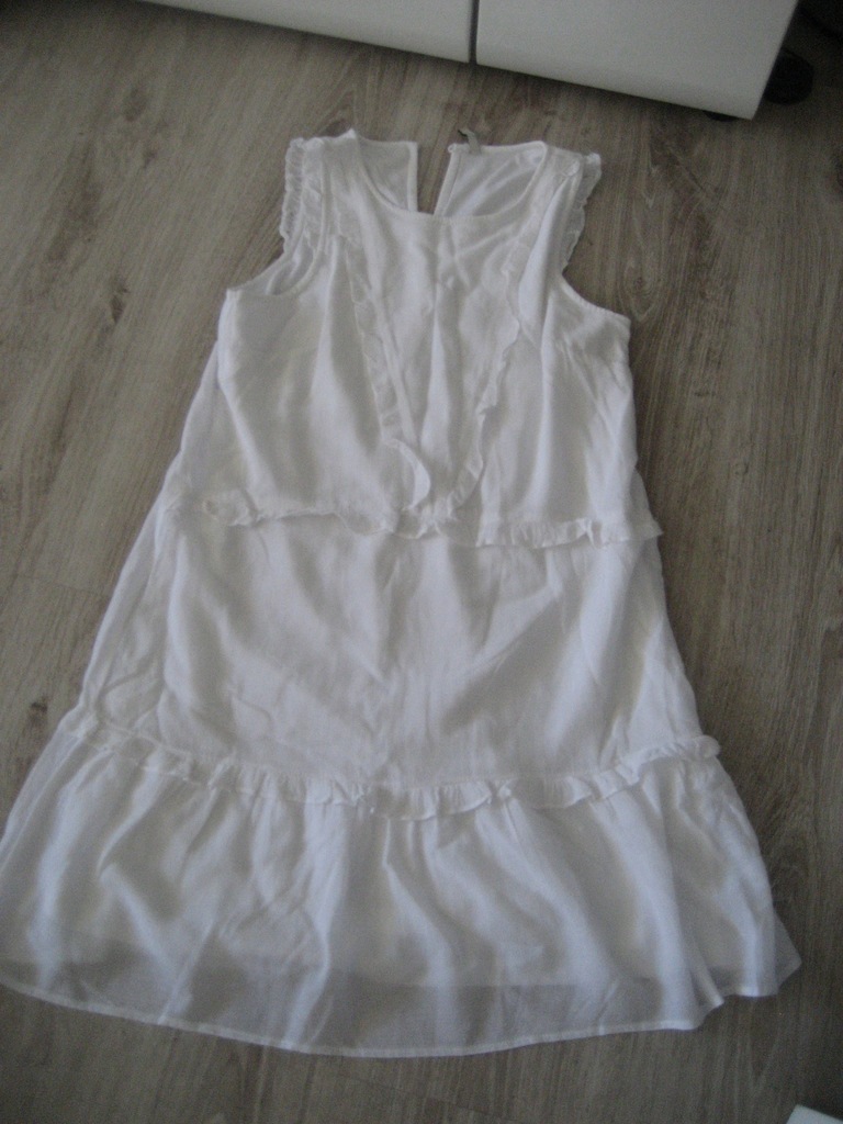 Stradivarius - śliczna biała sukienka M