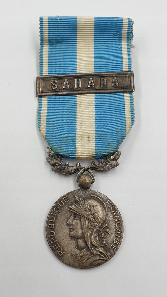 Francja Medal Kolonialny z okuciem SAHARA