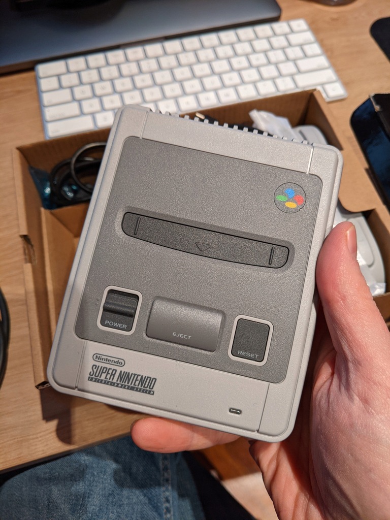 Konsola Nintendo SNES Classic Mini