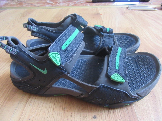 NIKE ACG ROZ UK8 EUR 42,5okazja