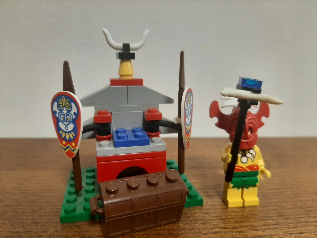LEGO 6236 KING KAHUKA ISLANDERS 100% komplet.