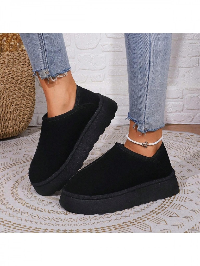 SHEIN ŚNIEGOWCE DAMSKIE CZARNE JEDNOLITE 38 656