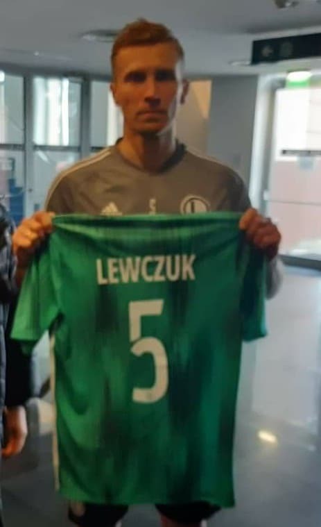 Legia (Lewczuk) - koszulka z autografem