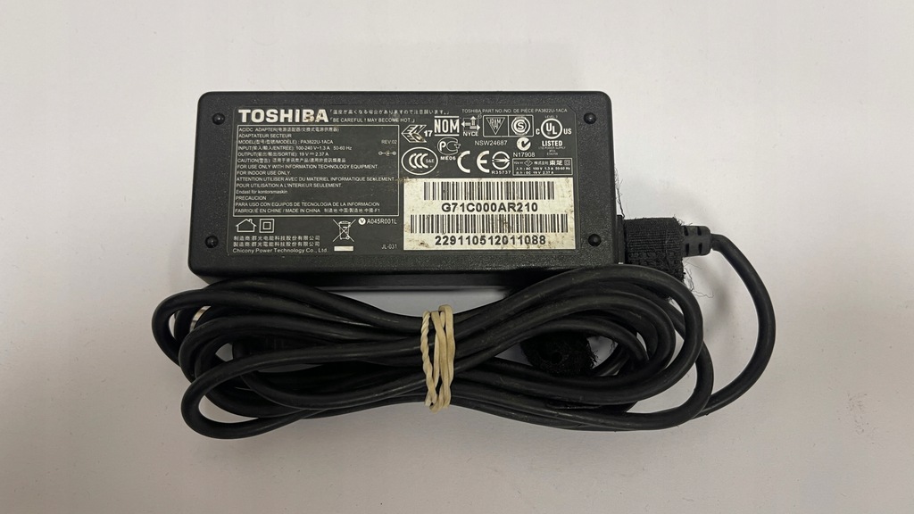 Zasilacz TOSHIBA PA3822U-1ACA 19V 2.37A PA1450 45W