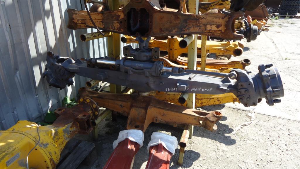 Передний мост case 580t 2013. Передний мост case 580. Передний мост case 580. Передний мост case. Передний мост case 580 t шильда.