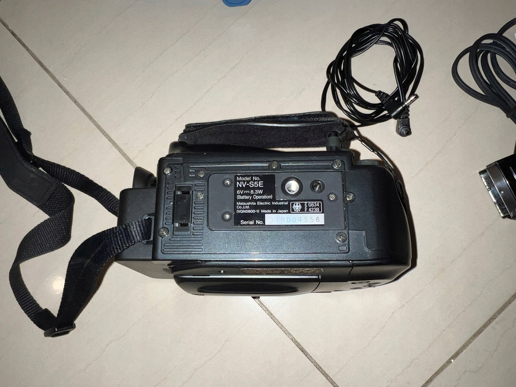 Купить Набор сумок для видеокамеры PANASONIC NV-S5 VHS-C: отзывы, фото, характеристики в интерне-магазине Aredi.ru