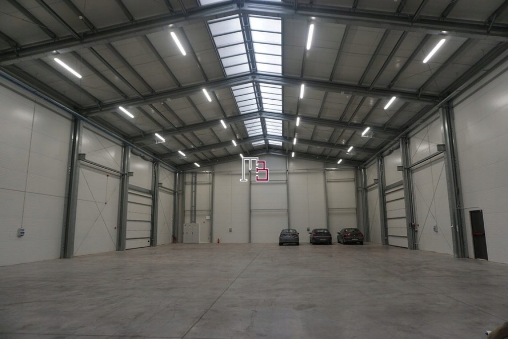Magazyny i hale, Grzędy, Tarczyn (gm.), 720 m²