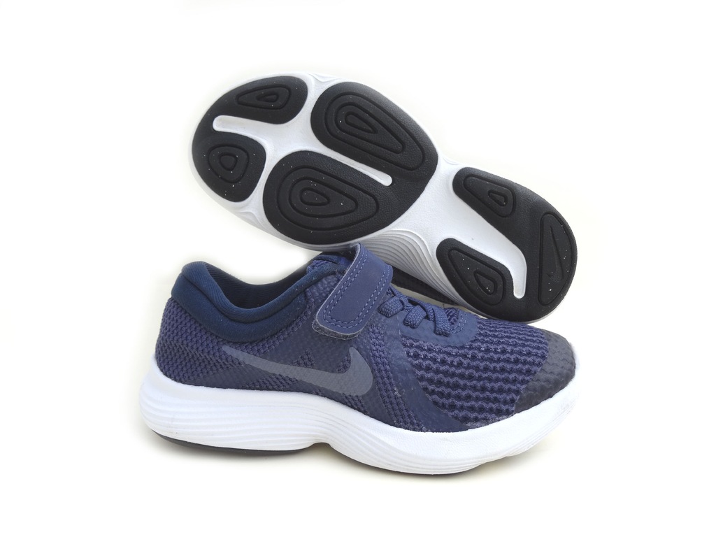 Nike Revolution 4 lekkie buty sportowe IDEAŁ 28,5