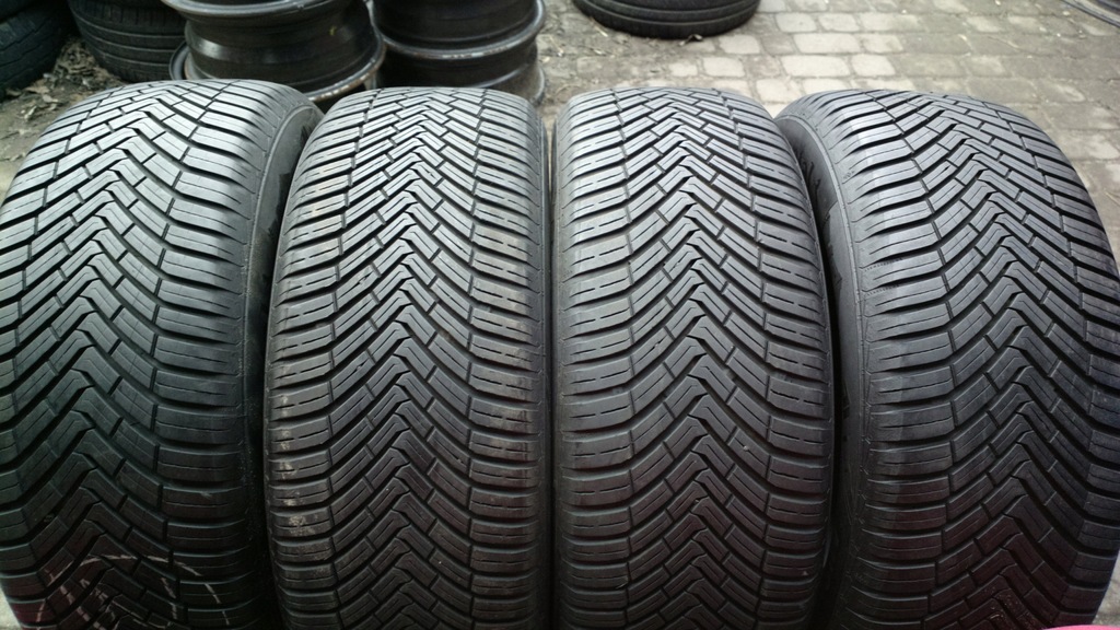 4x Continental AllSeasonContact 235/55 R17 7-7,3mm