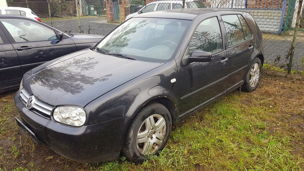 Volkswagen Golf 4 IV 5D 1,9TDI 130KM 2003r