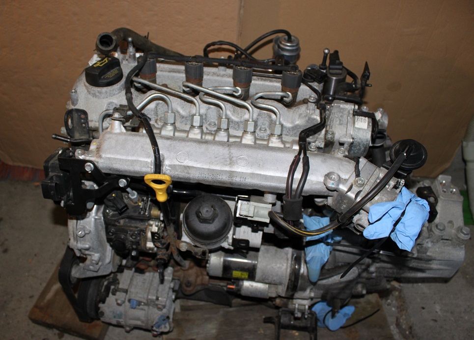 silnik słupek Hyundai kia 1.4 CRDi D4FC