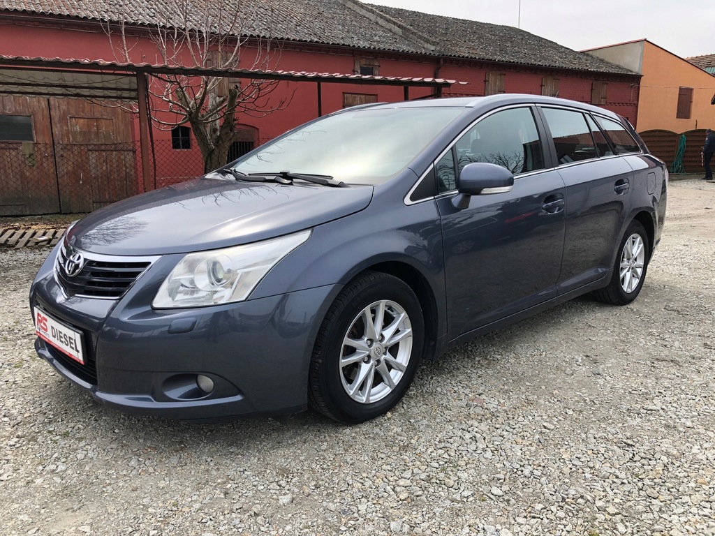 Купить TOYOTA AVENSIS T27 2.0 D-4D 126KM Автосалон Польша: отзывы, фото, характеристики в интерне-магазине Aredi.ru