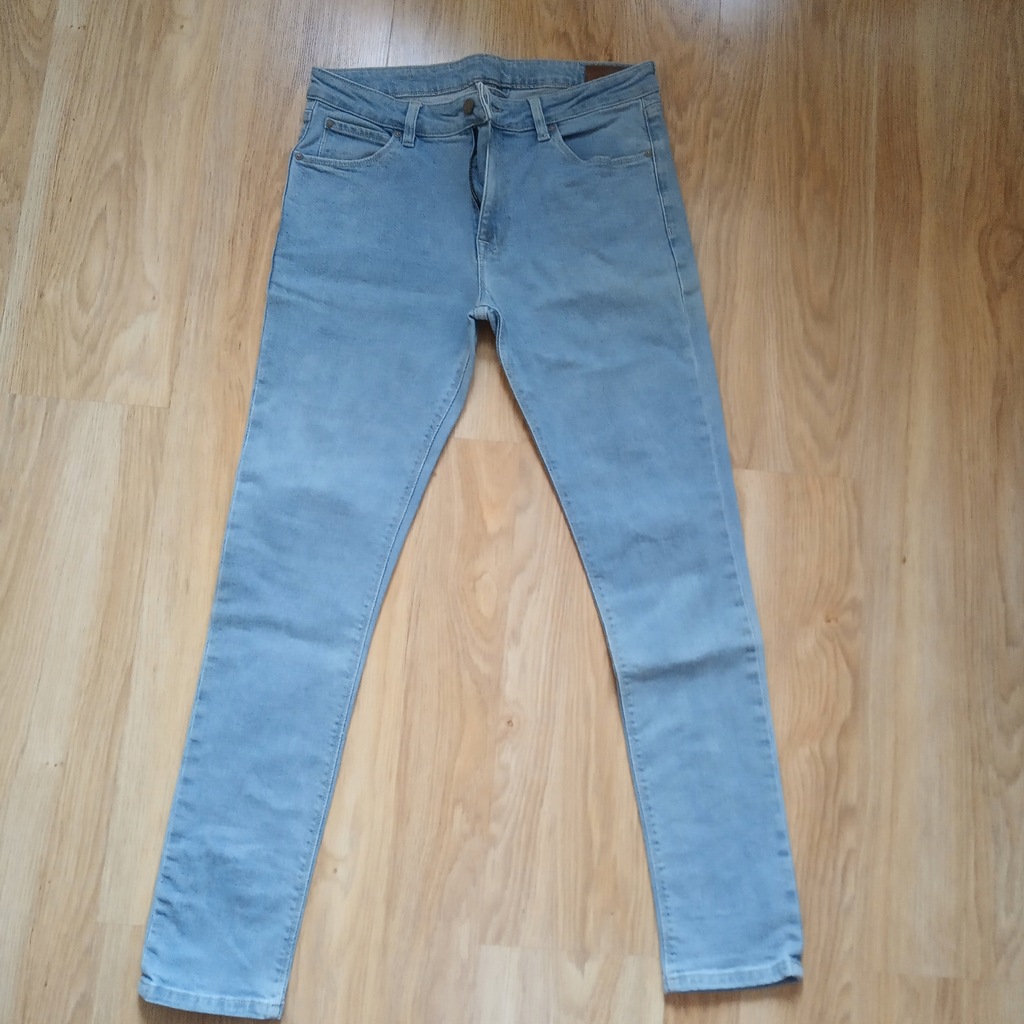 Spodnie jeansy rurki Fit Asos 32