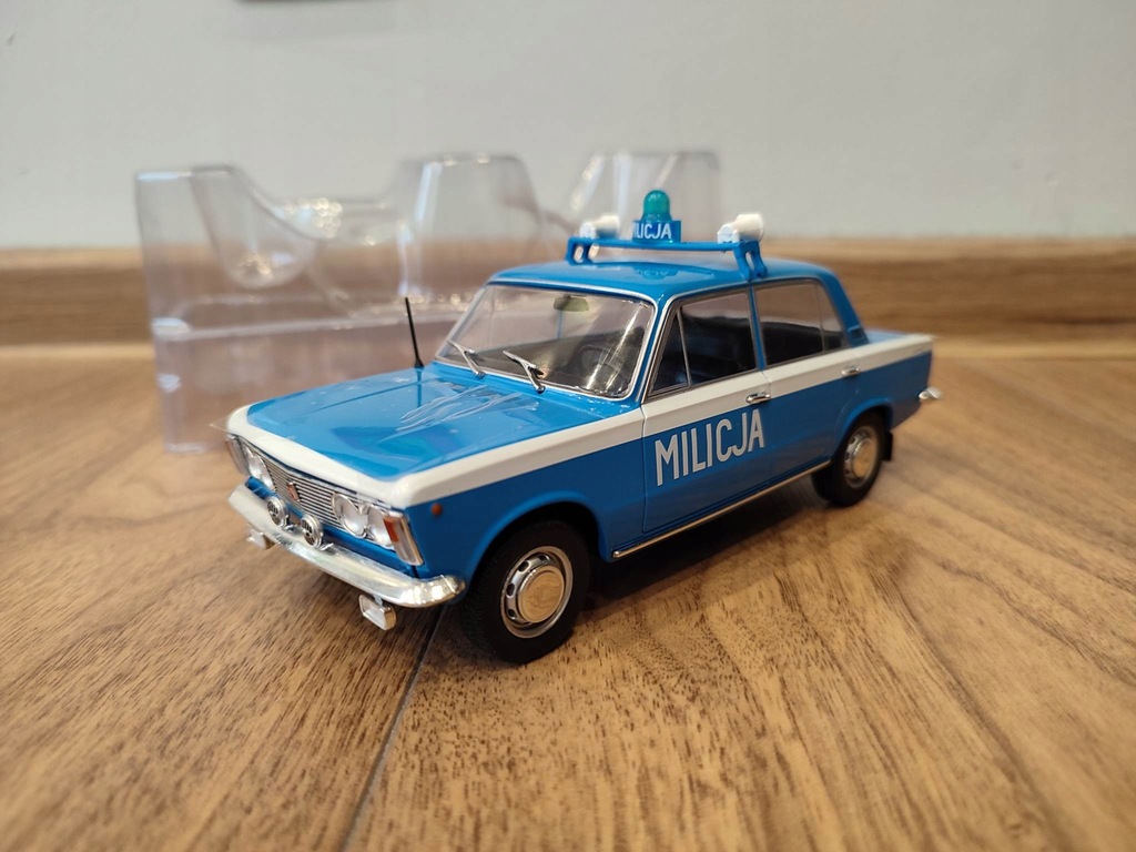 Hachette 1:24 Prl Fiat 125 Milicja radiowóz