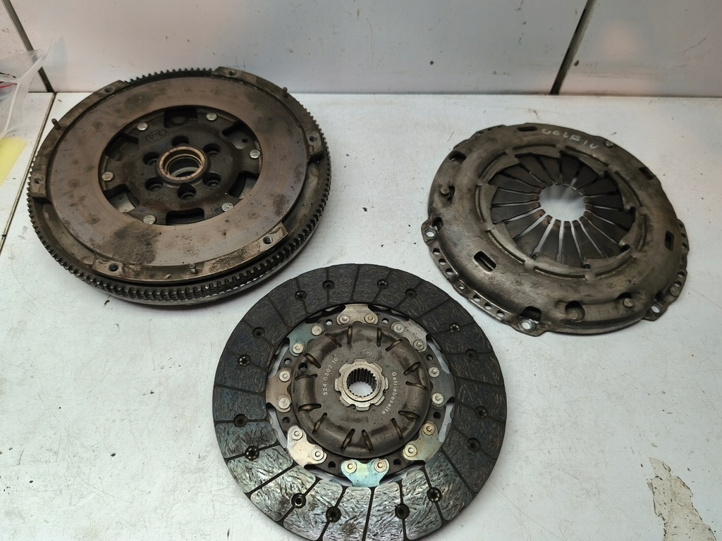 GOLF IV 97-06 SPRZĘGŁO DOCISK TARCZA KOŁO DWUMASOWE 1.9 TDI AJM LUK