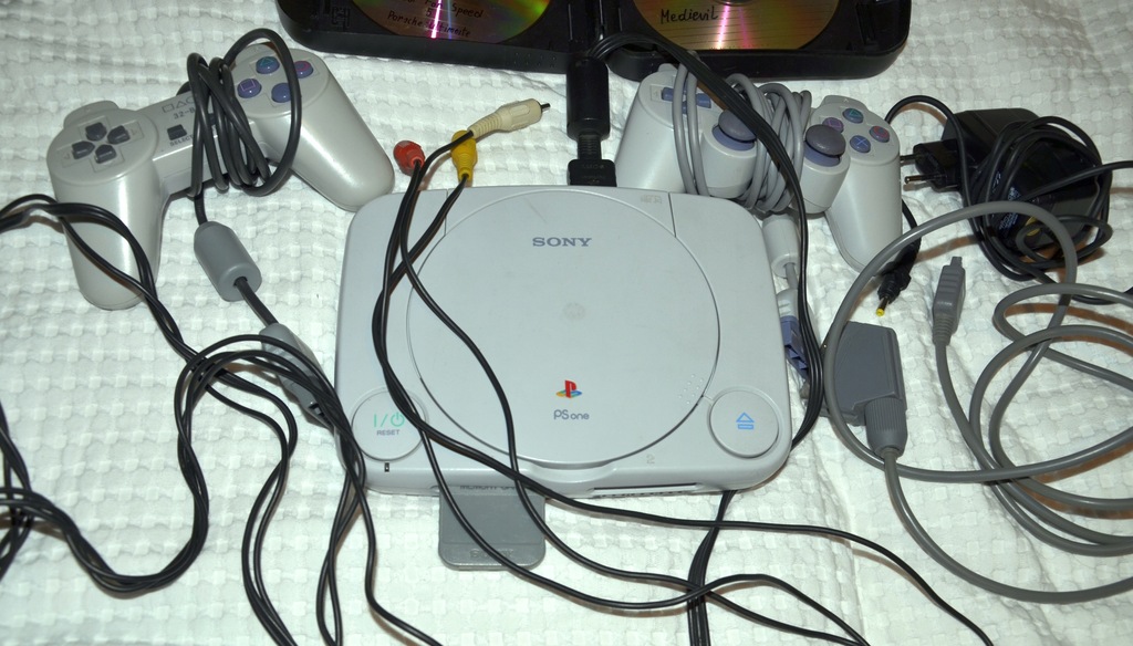 PS ONE SCPH-102 + 2 PADY + 12 GIER /PSX/