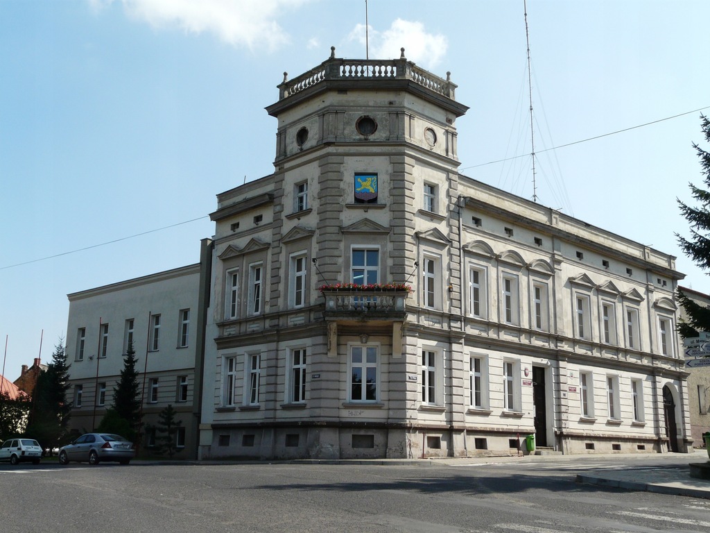 KIETRZ RATUSZ ZDJĘCIE