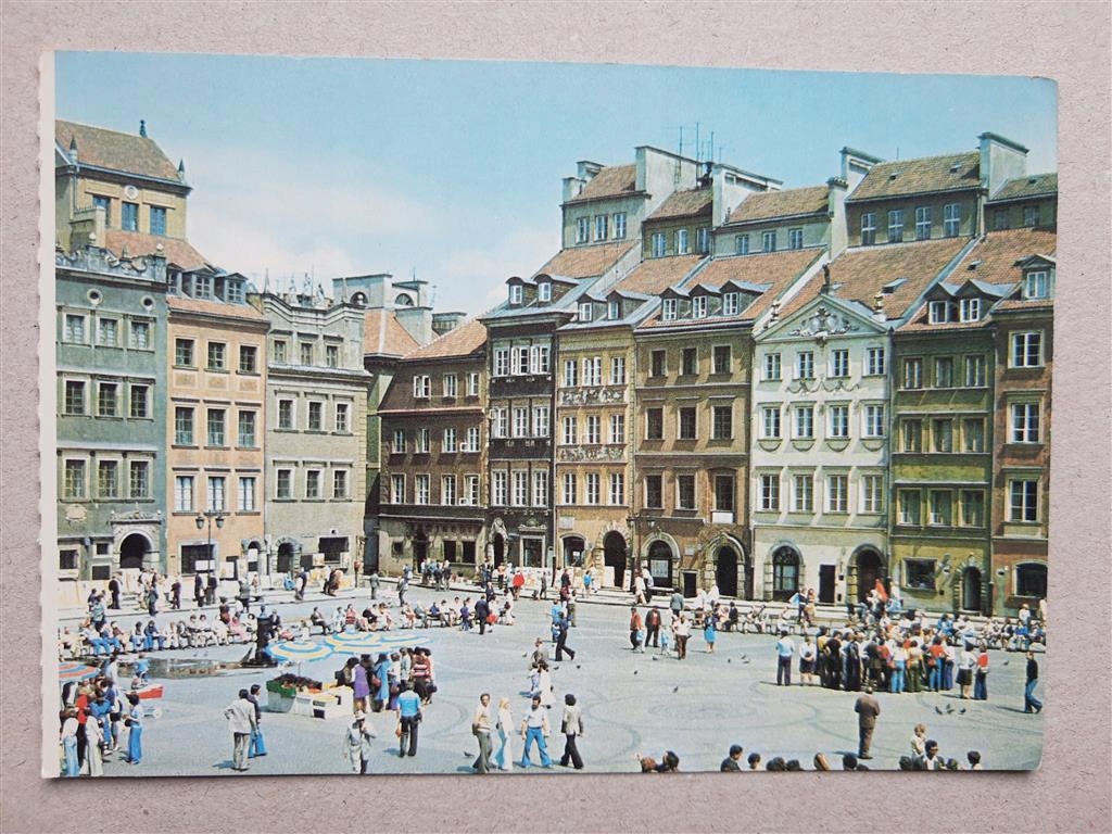 Warszawa Rynek Starego Miasta 70te (951a)