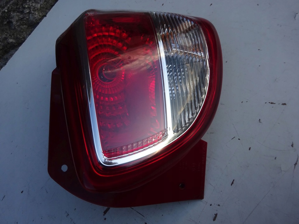 Hyundai i10 II 1316 LAMPA PRAWA TYŁ AL 9056745765