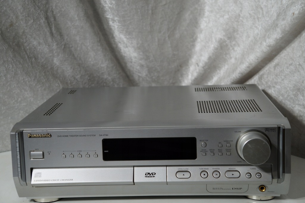 AMPLITUNER 6.1 Z DVD PANASONIC SA-HT80